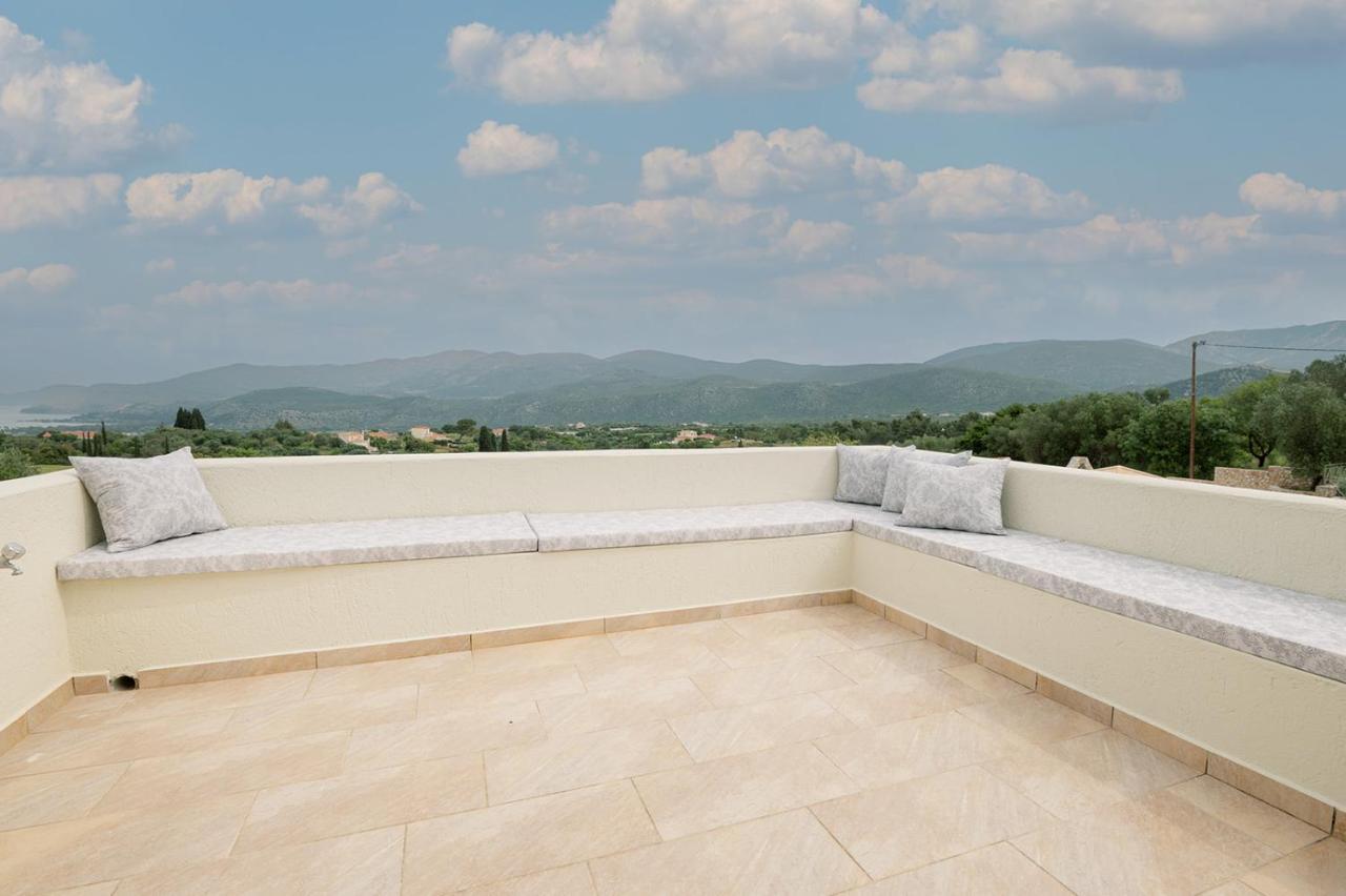 Vasilopoulos Residences - Villa Emelia With Shared Pool Argostolion Exterior foto